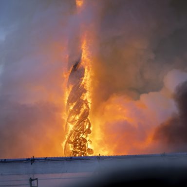 Fire in the historic building Børsen in Copenhagen Tuesday, April 16, 2024.. (Photo: Ida Marie Odgaard/Ritzau Scanpix)